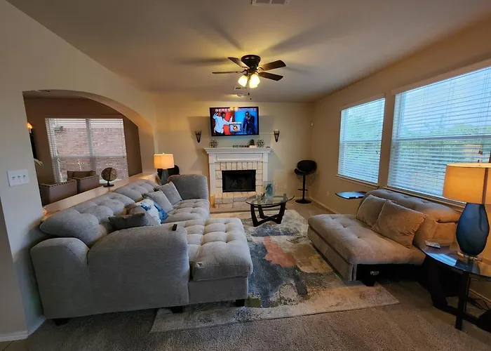 D & J Estate * Killeen